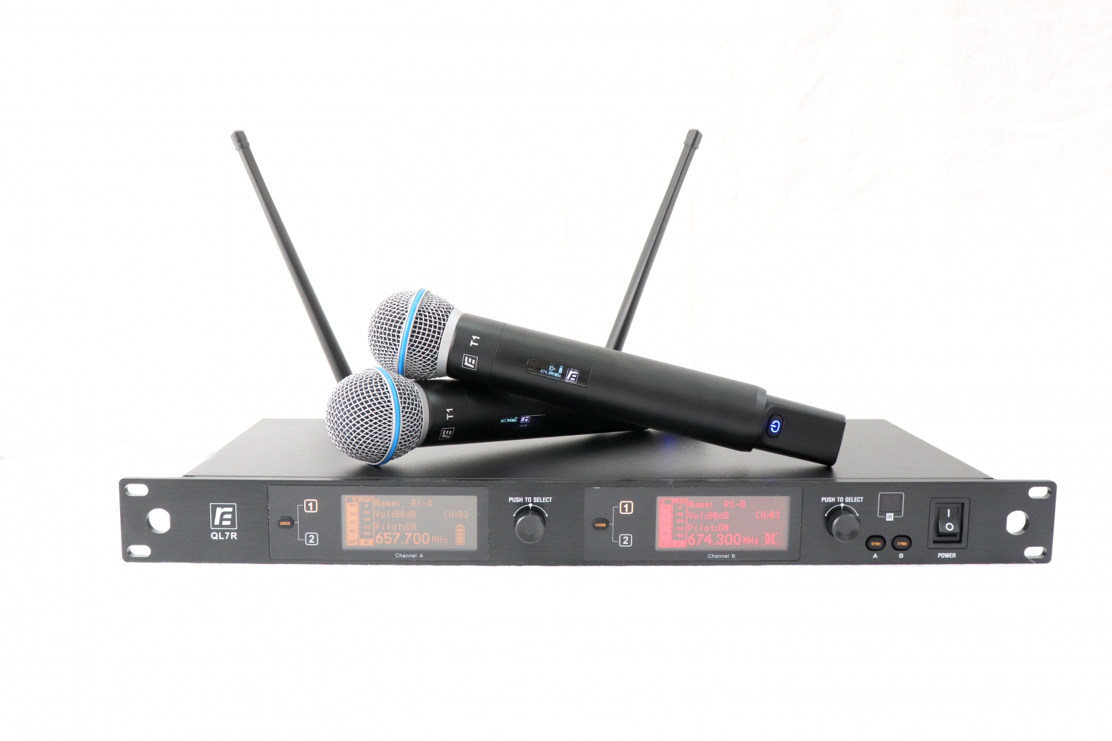 RFIntell QL7R/T1-A 651,800-683,400 МГц 2-канальная радиосистема с 2-мя ручными микрофонами в Грозном